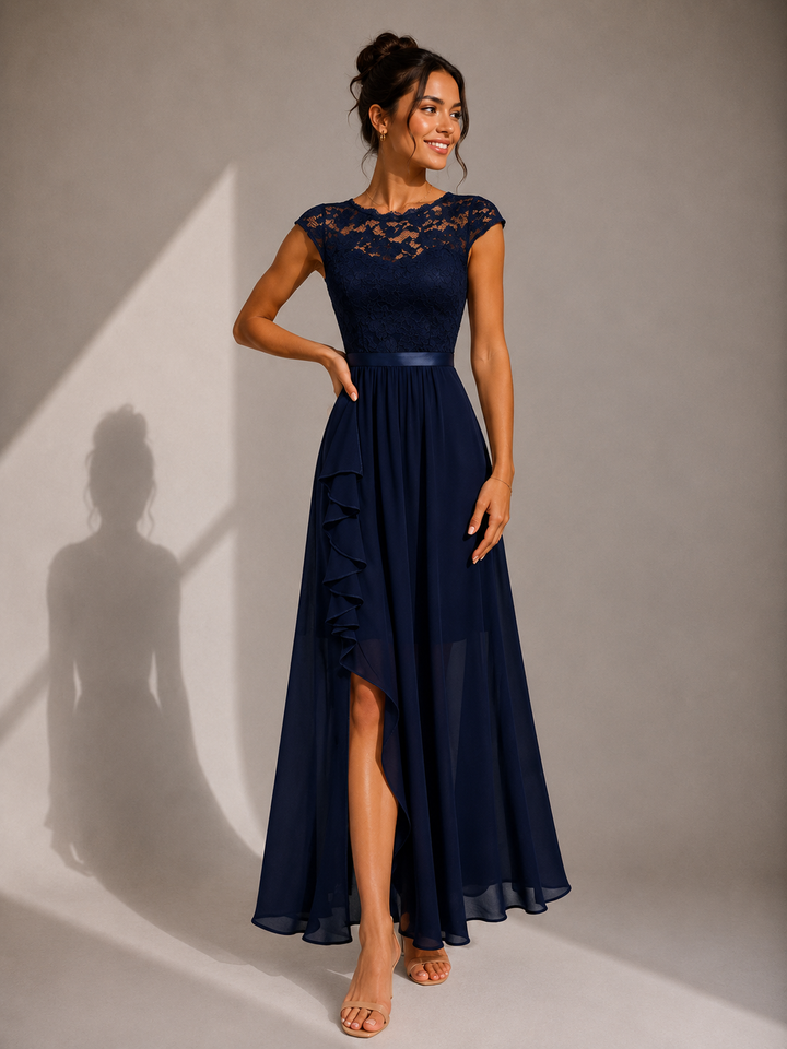 Justyna | Elegancka sukienka maxi z koronką