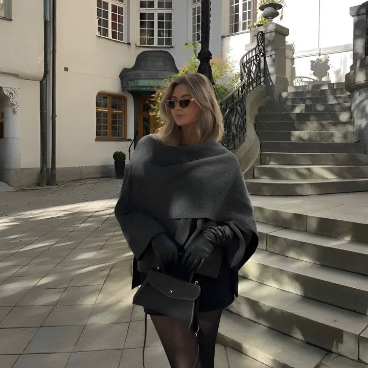 Sonia | Elegancki płaszcz o kroju peleryny